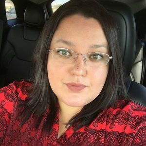 Meet your Posher, Bernadette